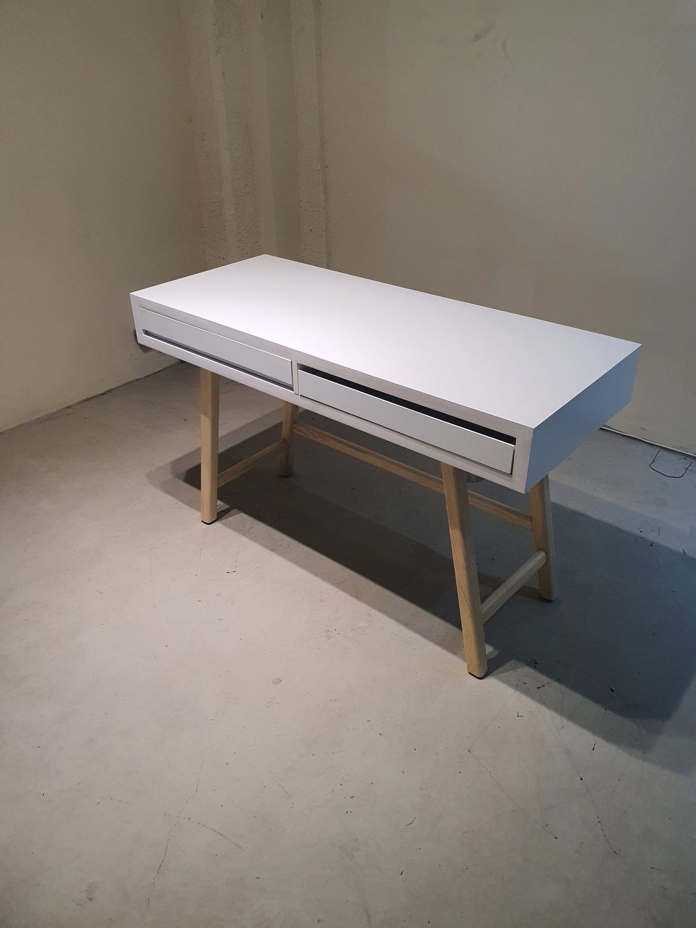 desk white oak