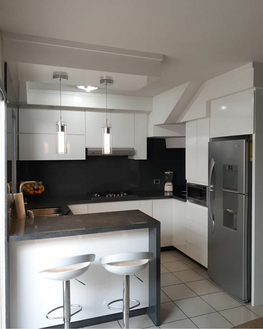 kitchen black white