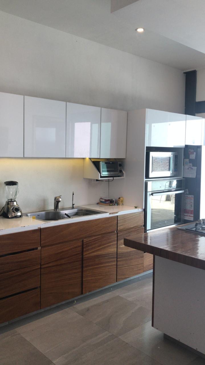 kitchen white gloss